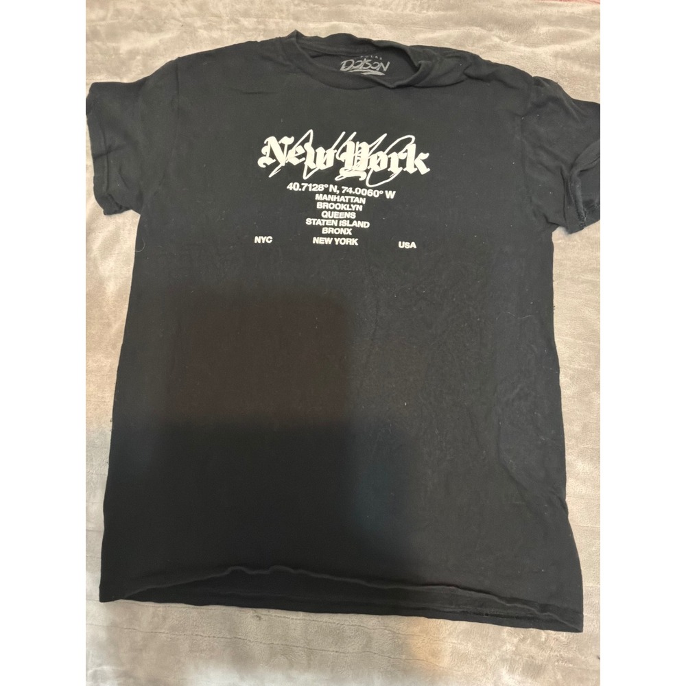 Poison New York City Graphic T-Shirt Black Small Skyline Brooklyn Bridge NYC